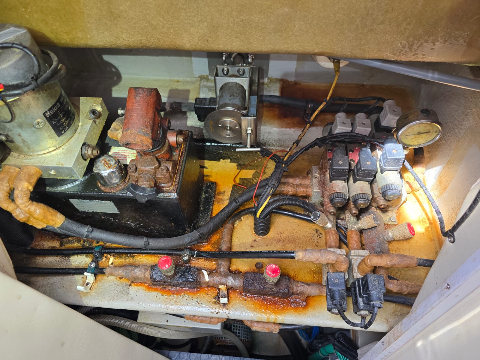 Marine Solutions Australia marine breakdown and repair job on the Gold Coast — 5