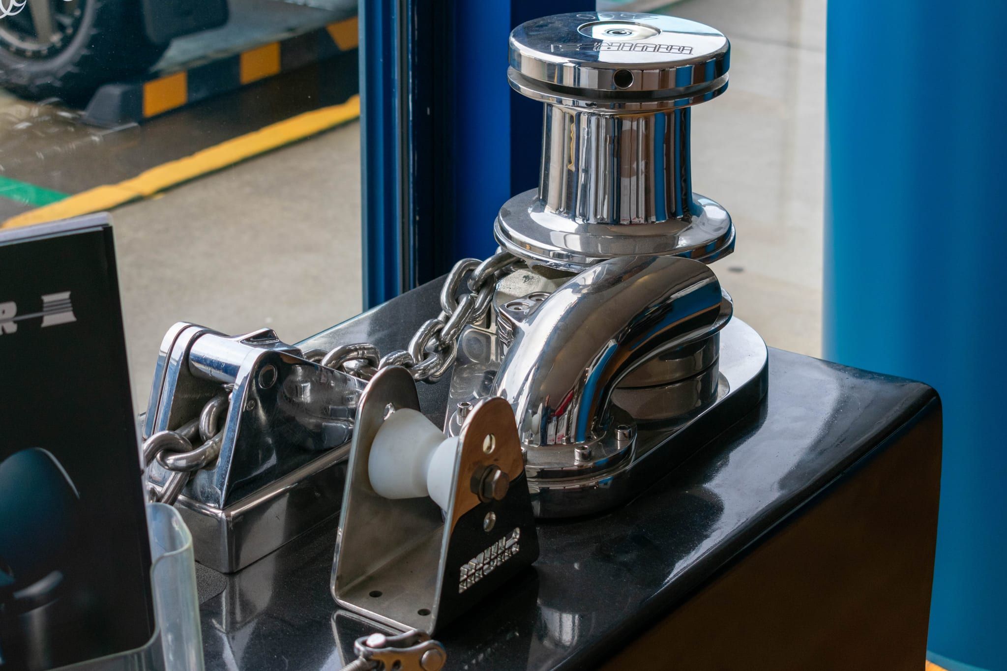 Muir windlass — supply & install